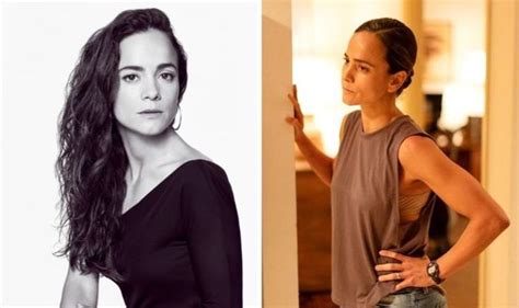 Alice Braga – All her nude and sex scenes (14 videos)